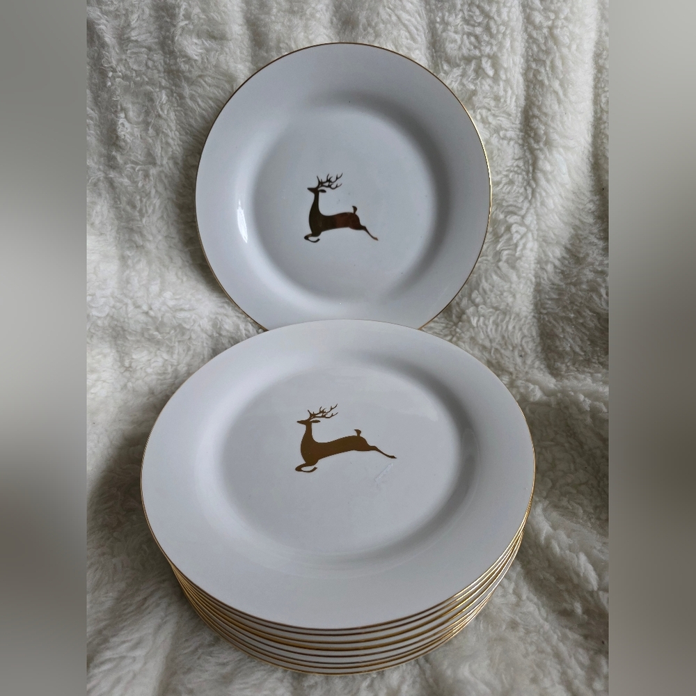 Blackhawk White and Gold 9 Deer Design Dessert  Plates